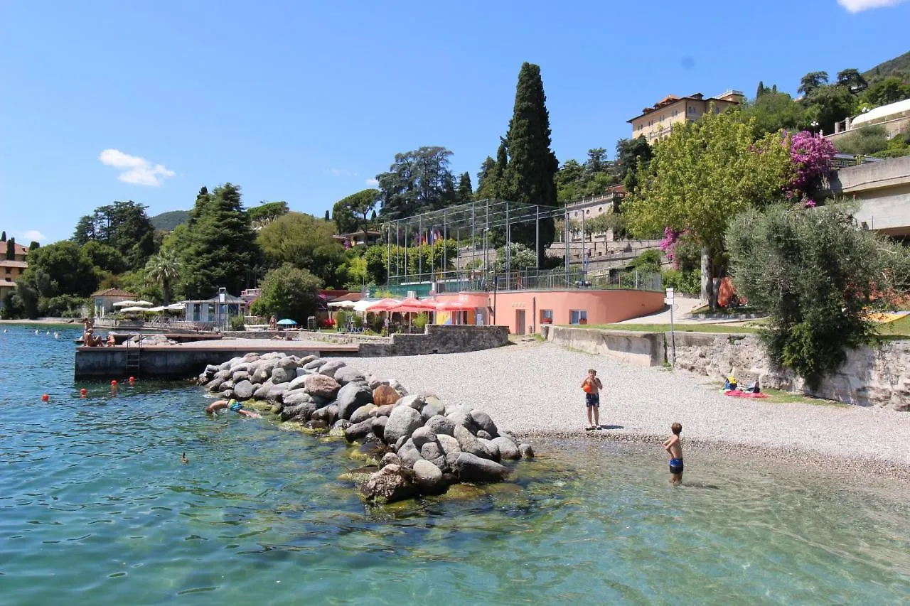 Casetta - New Lake Apartment Gardone Riviera Italien